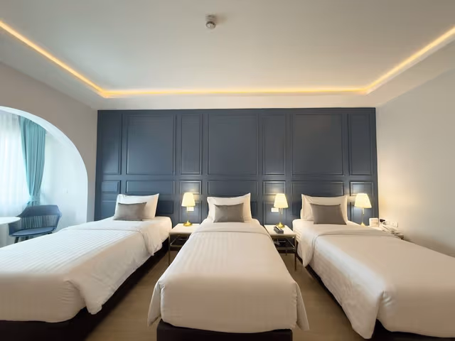 Deluxe Triple Room
