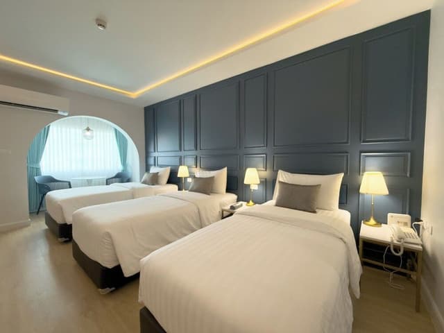 Deluxe Triple Room