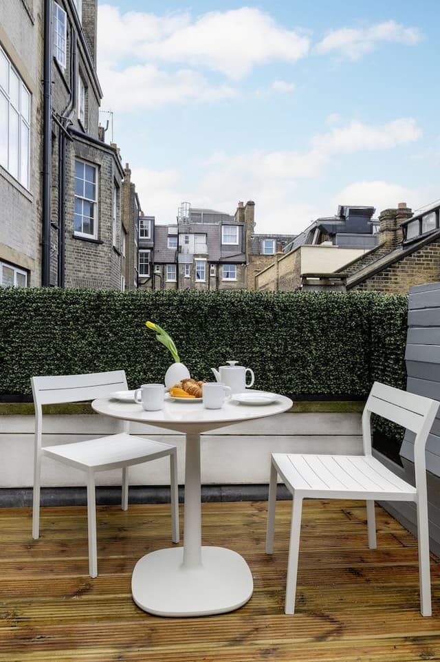 One Bedroom Platinum Suite w/ Terrace
