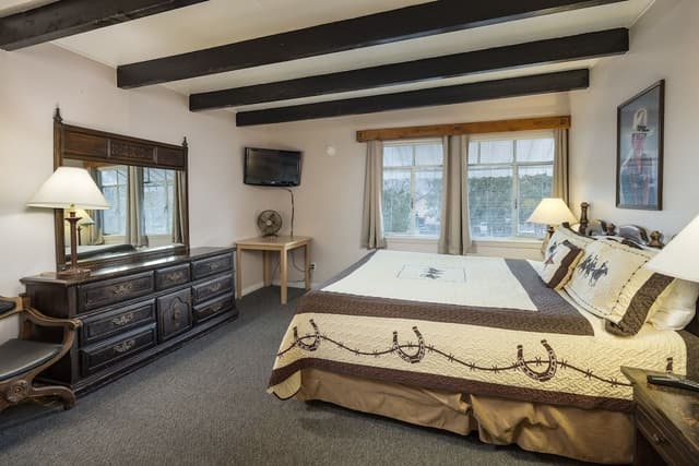 John Wayne Suite