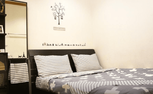 Double Private Room with Shared Bathroom