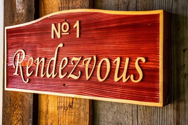 Rendezvous Cabin (1 King, No Pets)