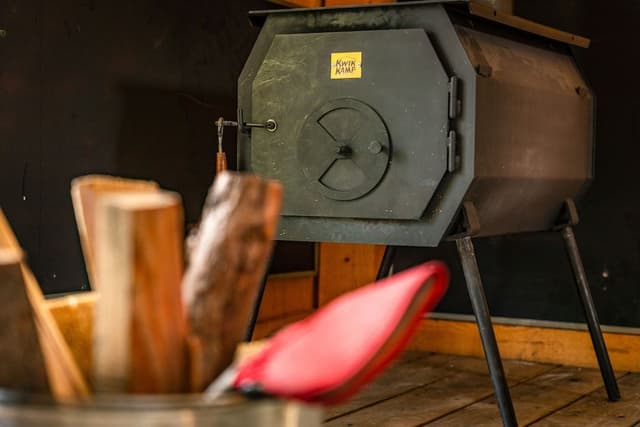 Glamping Cabin (No Electricity, No Water, No Pets )