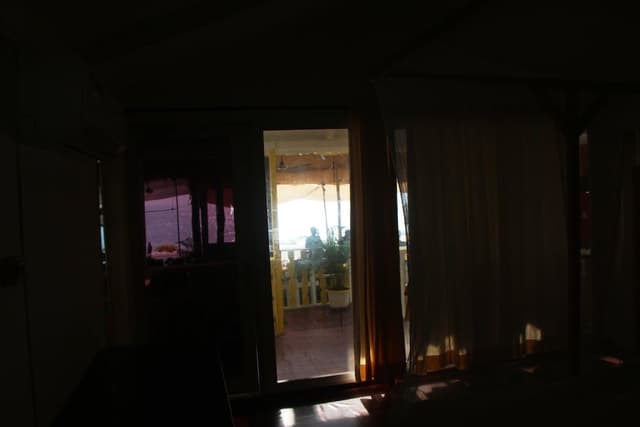 DELUXE AC SEA FACING BEACH HUT