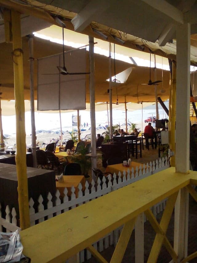 DELUXE AC SEA FACING BEACH HUT