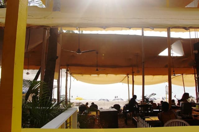 DELUXE AC SEA FACING BEACH HUT