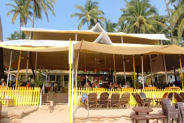DELUXE AC SEA FACING BEACH HUT