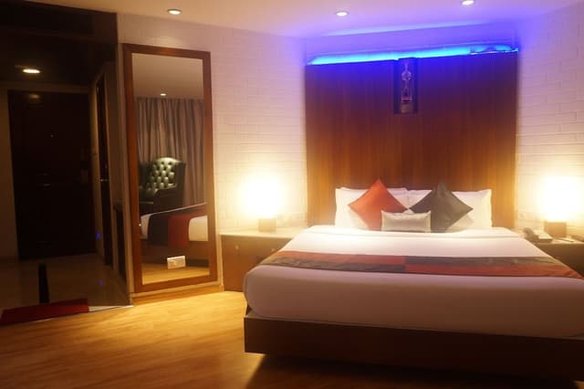 Club Room