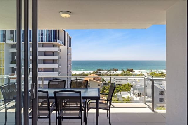 2.5 Bedroom Ocean View Apartment