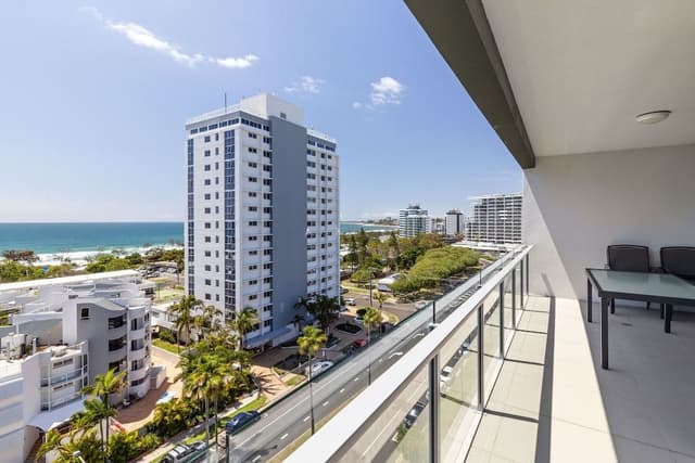 One Bedroom Ocean View Apartment