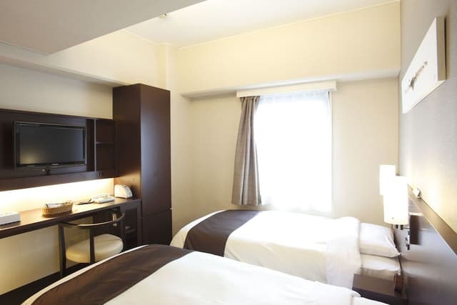Cozy Twin Room(15.7m2)Bed size 100cm×2, Smoking, Breakfast Included
