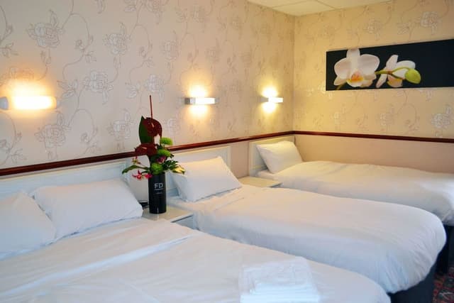 Classic Quadruple Room