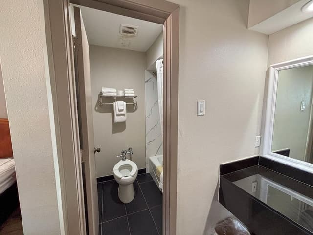 Standard Room, 2 Double Beds, Non Smoking