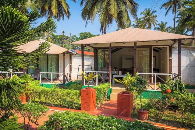 DELUXE AC SEA VIEW BEACH COTTAGE