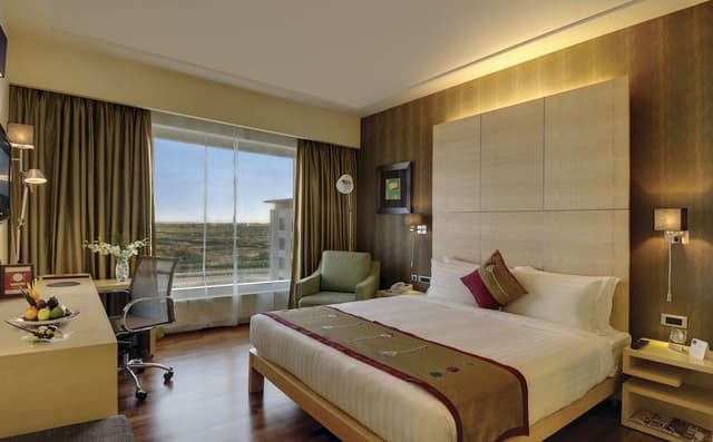 Superior King Bed