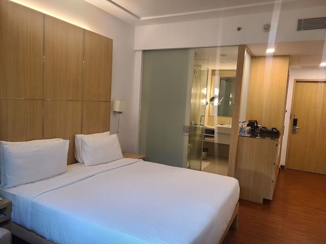 Superior King Bed