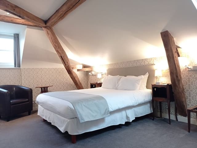 Tradition Room