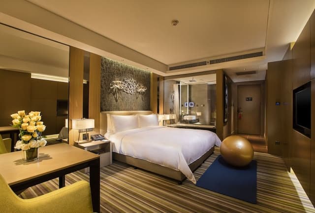 Executive King Room