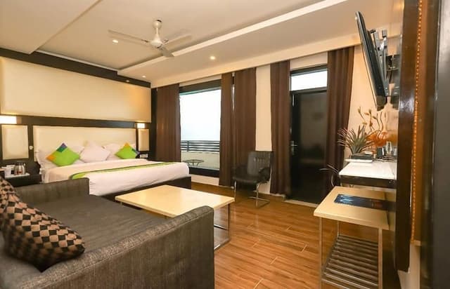 Executive Room