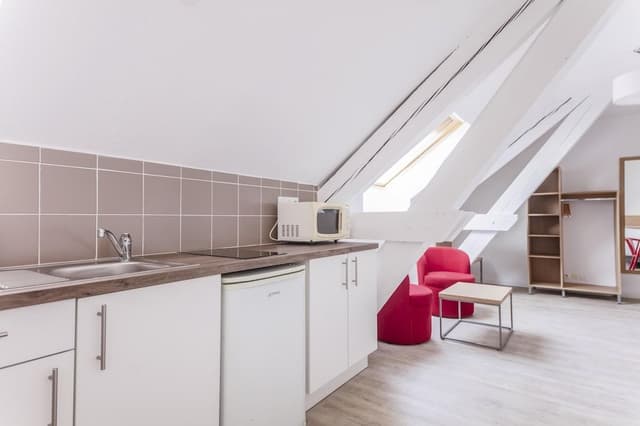 Superior Studio, 1 Double or 2 Twin Beds