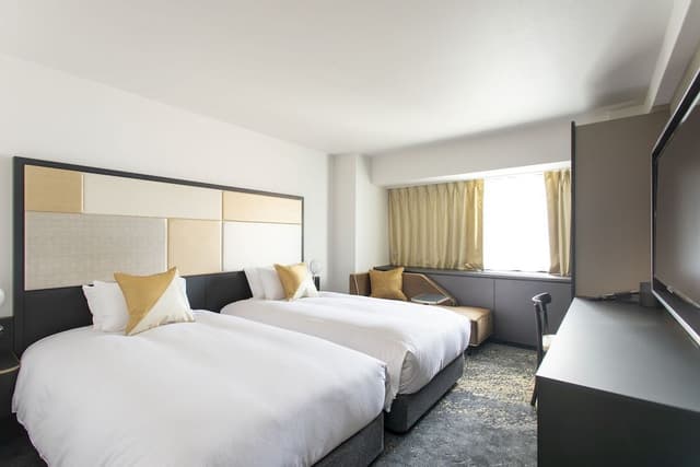 Twin Room, Non Smoking (Cross Floor)