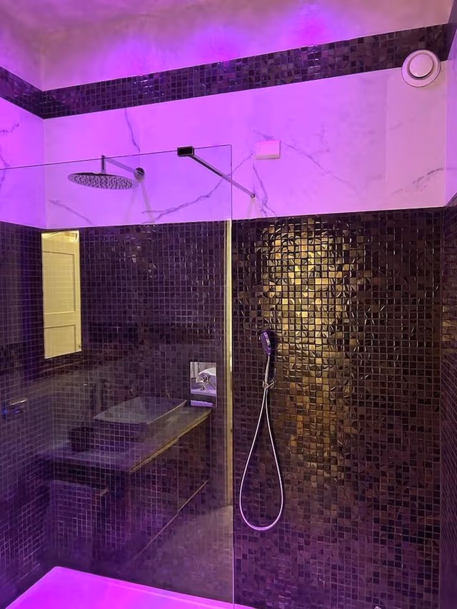 Panoramic Studio Suite, City View