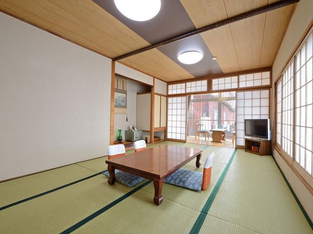 Japanese Room, 8-10 Tatami-Mats