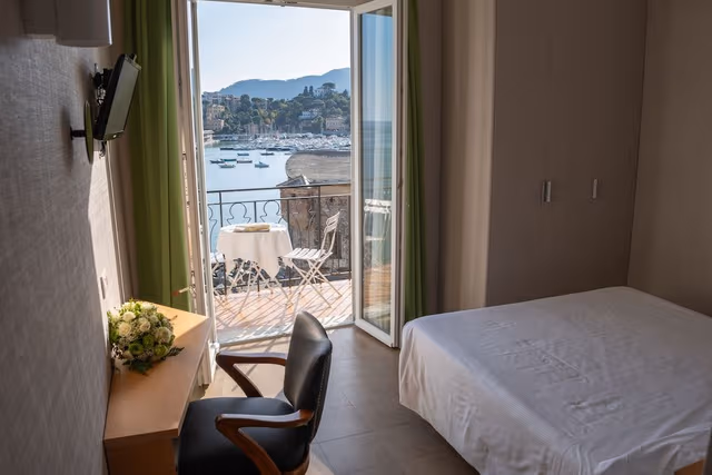 Classic Double Room, Sea View