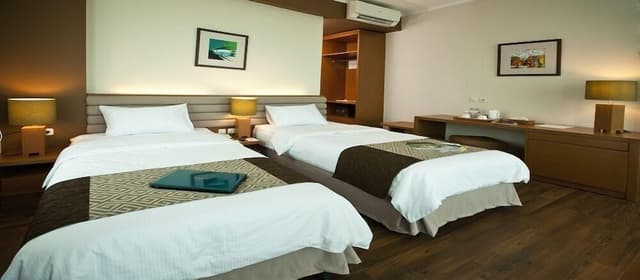 Executive Room