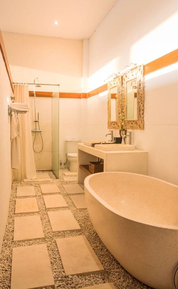 One Bedroom Pool Suite
