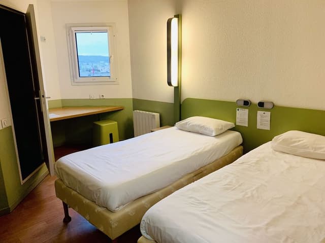 Basic Twin Room