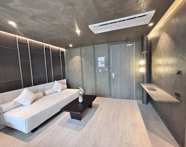 Corner Premier