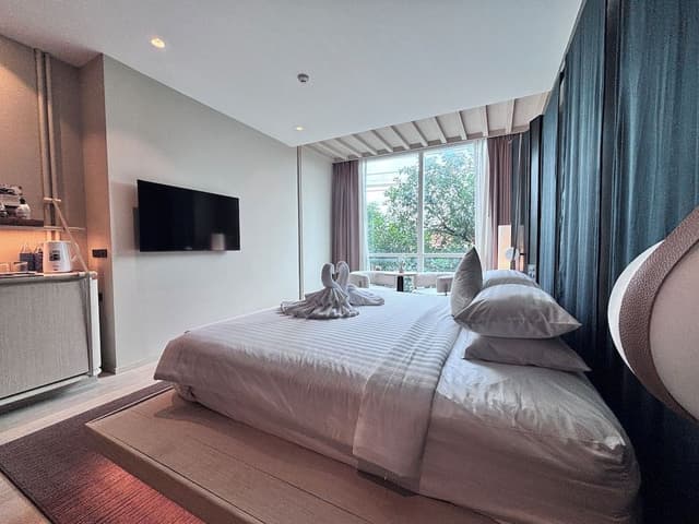 Corner Premier