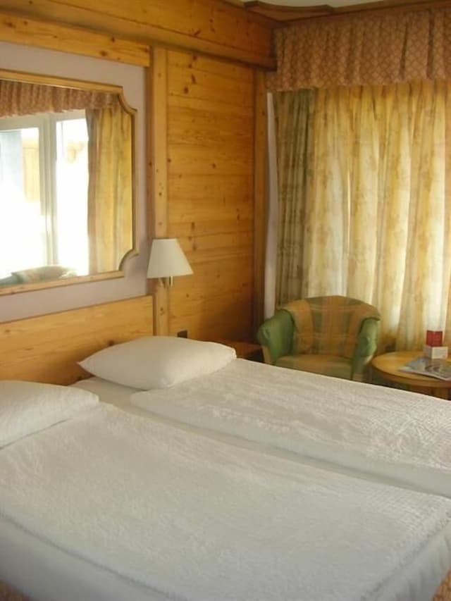 Triple Room, Mountain View