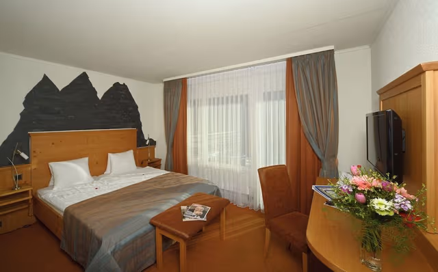 Double room lake side with balcony