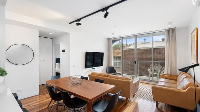 Superior Two Bedroom Apartment