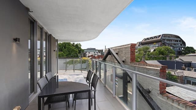Deluxe Two Bedroom Apartment