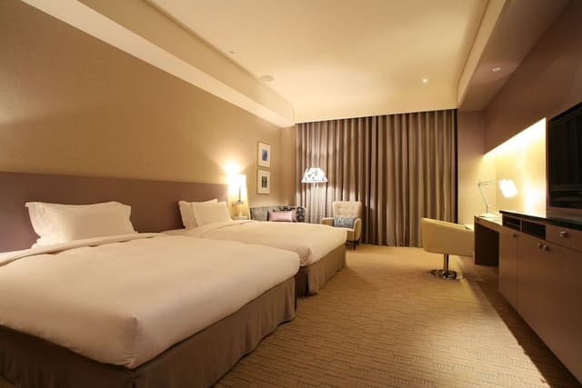 Deluxe Twin Room