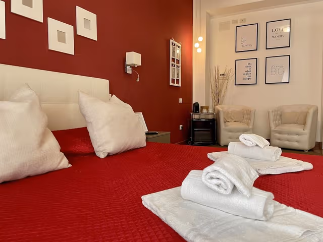 Luxury Suite, Jetted Tub