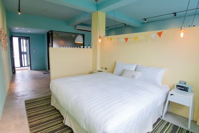 Standard Twin Room (only allowed 2 people)