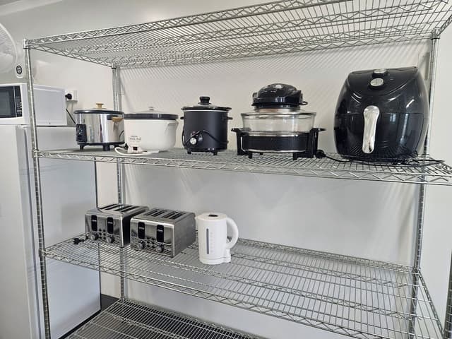 Compact Queen Van Room