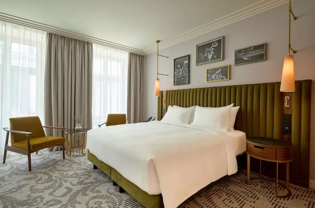 KING - KING BEDS FAMILY CONNECTING ROOM