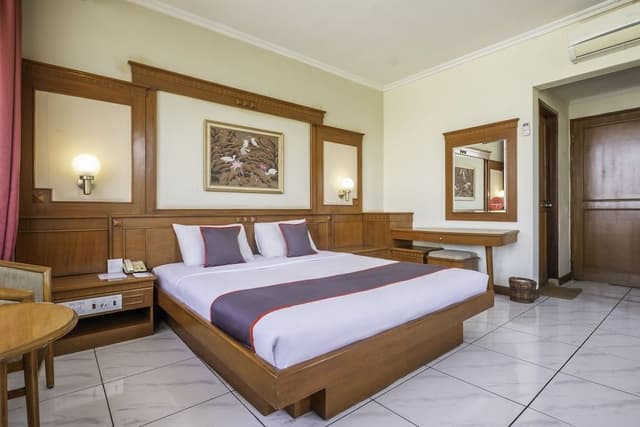 Deluxe Suite