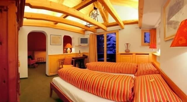 Junior Room (32)