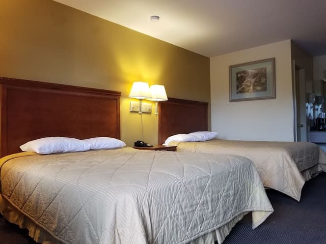 Room, 2 Queen Beds, Non Smoking
