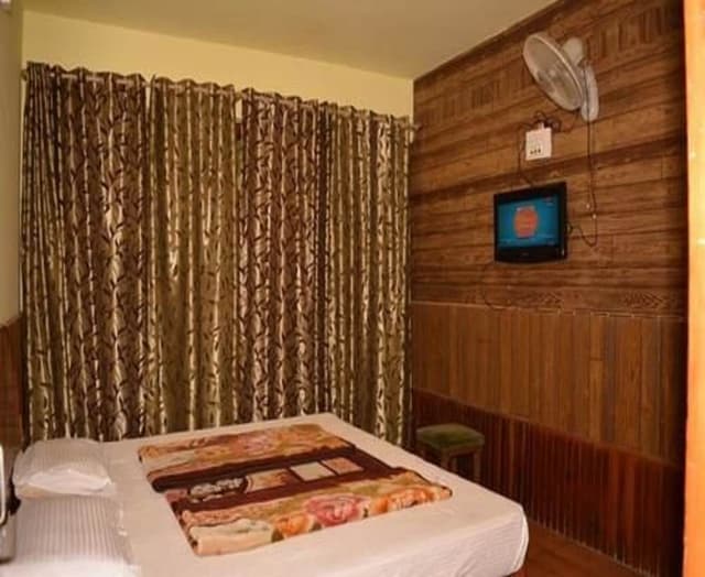 Deluxe Room, 1 Double Bed, Smoking