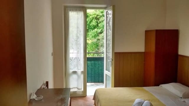 Triple Room, Partial Lake View