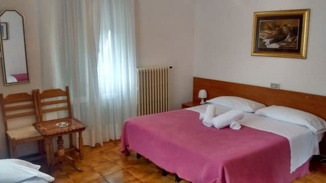 Quadruple Room, Lake View