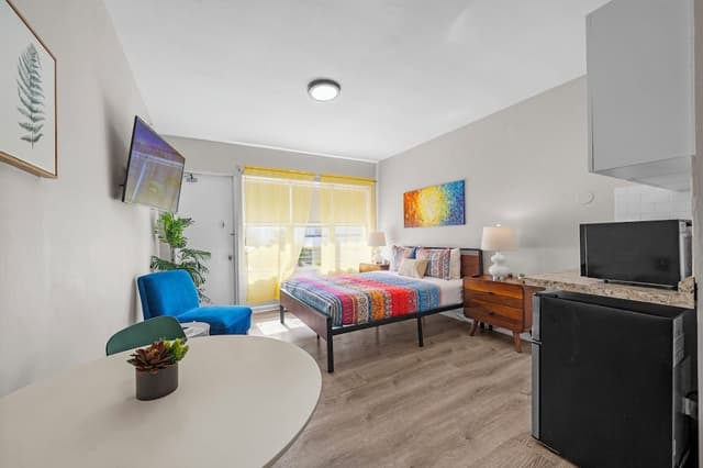 Standard Queen Studio w/ Balcony & Kitchenette