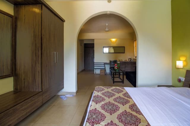 Standard Room, 1 Double or 2 Twin Beds